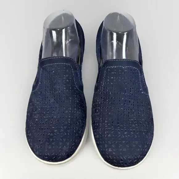 Walking Cradles Shoes Womens 8.5 M Orleans Slip On Sneakers Blue Leather Low - Picture 1 of 8